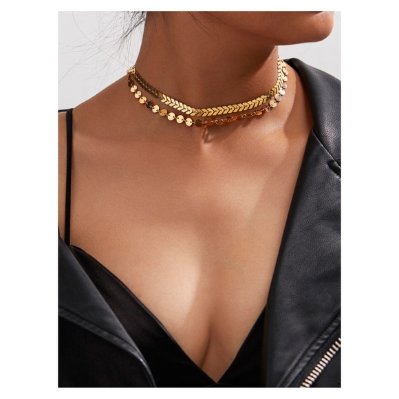 MBM Unlimited Jewelry - Gold Sequin and Arrow Choker Necklace